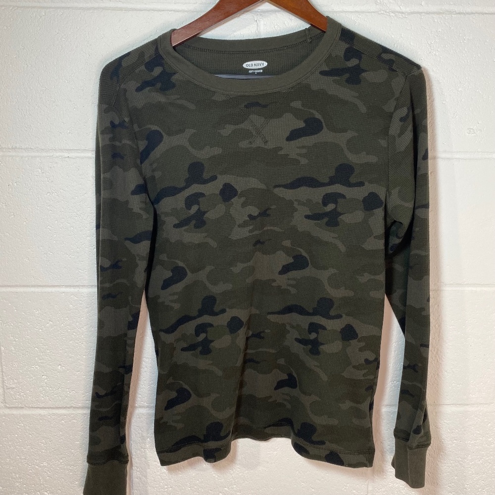 Old Navy Soft Washed Long Sleeve Camouflage Waffle Pattern Shirt